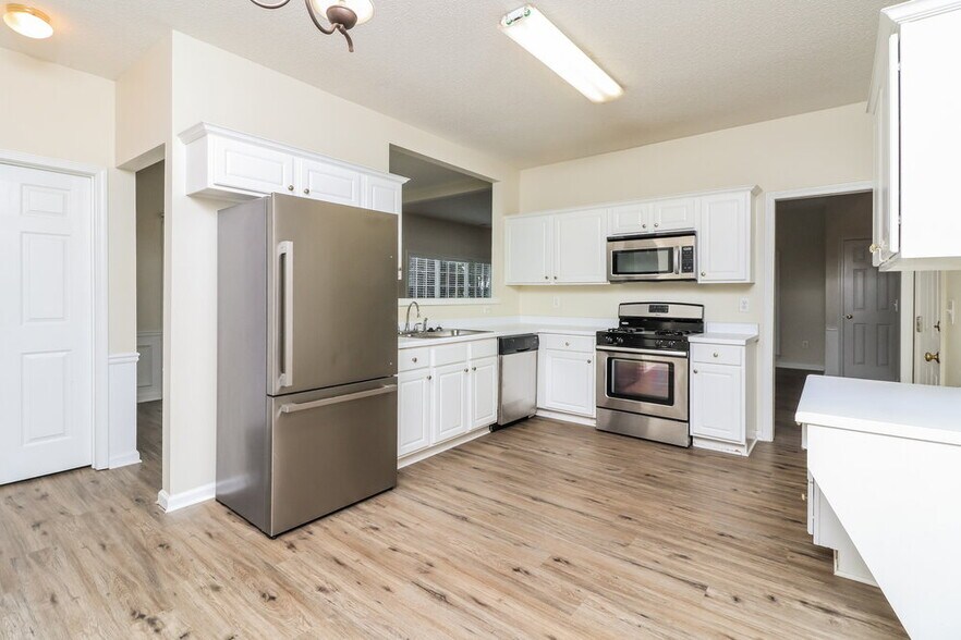 Building Photo - 410 Citronelle Dr