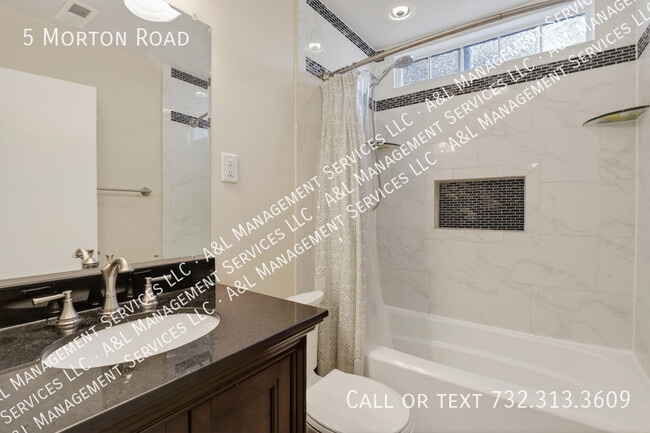 Building Photo - 5 Morton Rd