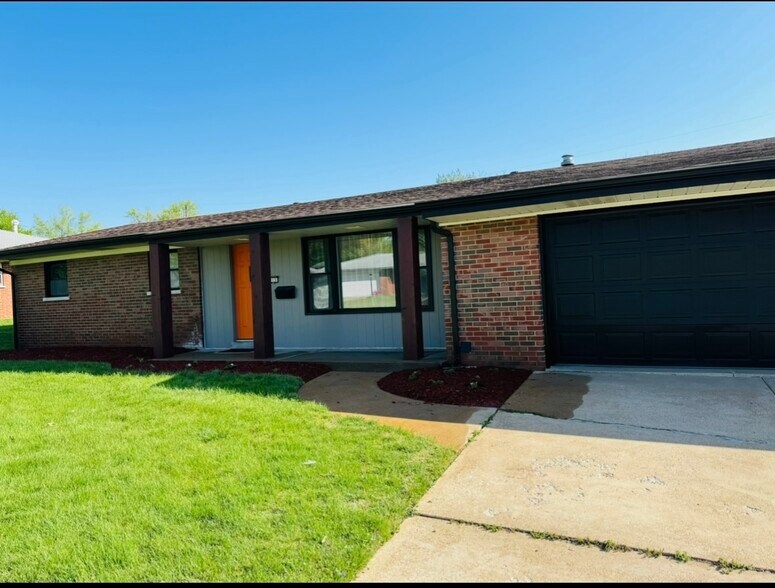 Front exterior - 213 Springdale Dr