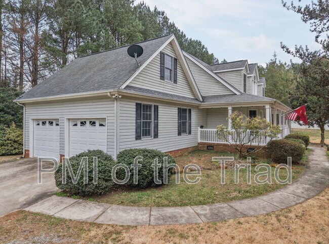 Building Photo - 2766 Briaroak Dr