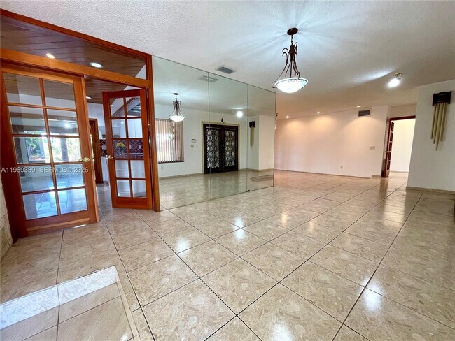 Building Photo - 2351 SW 92nd Pl