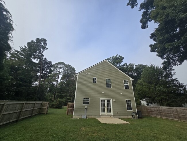 Building Photo - 4228 Cardinal Ln