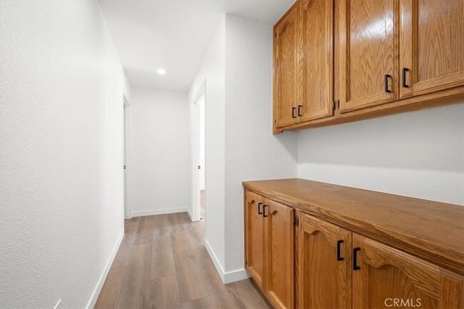 Building Photo - 836 Casals Dr