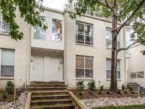 Building Photo - 4122 Travis St