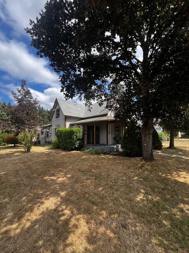 Building Photo - 3-Bedroom 2-bathroom house in Cottage Grove
