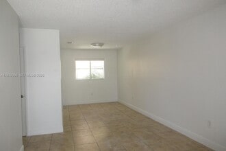 Building Photo - 5461 W 24th Ave