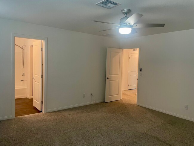 Building Photo - 12243 Radiant Sunrise Rd
