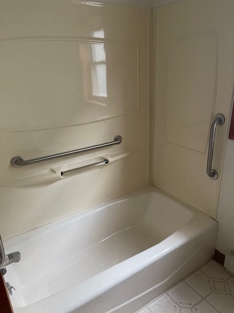 Building Photo - 335 Delaware Ave