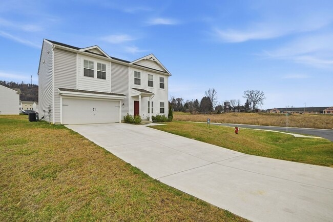 Building Photo - 22 Preening Rd