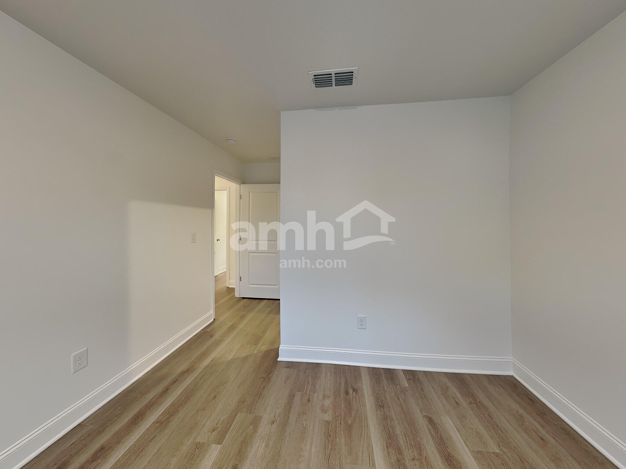 Building Photo - 1519 Aquamarine Dr