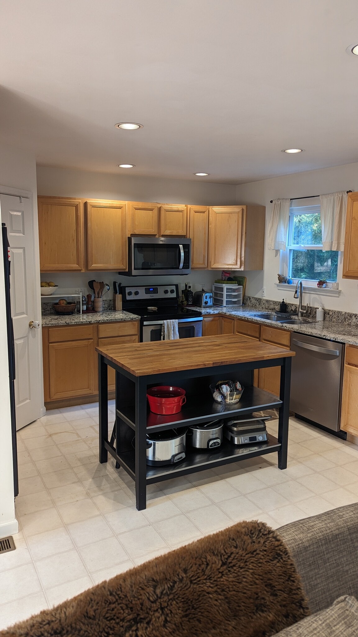 Building Photo - 2562 Creve Coeur Dr