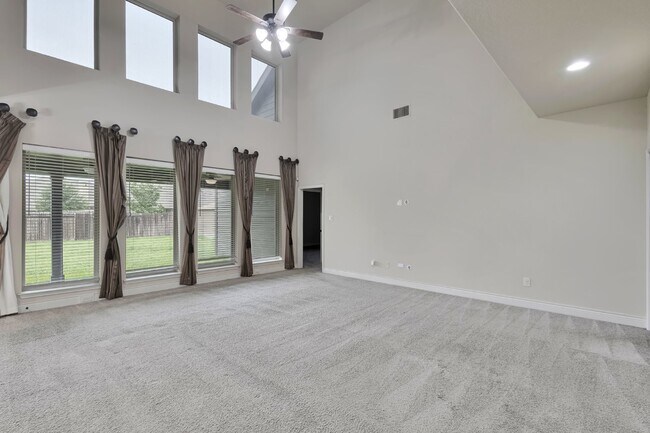 Building Photo - 2882 Coral Sky