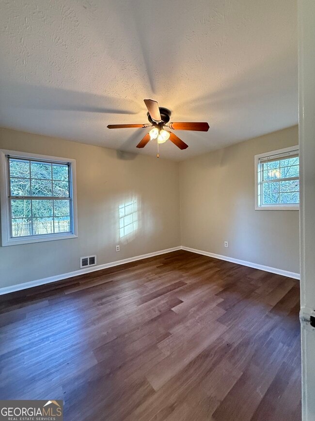 Building Photo - 7016 Adel Ln