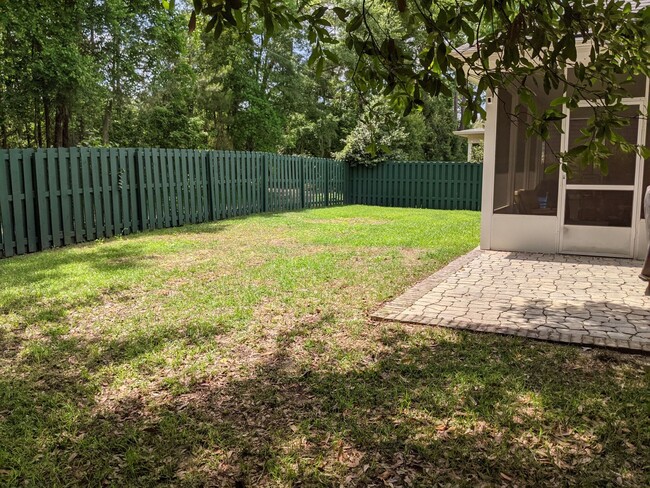 Building Photo - Available August 15th!!! $2200 a month!!!