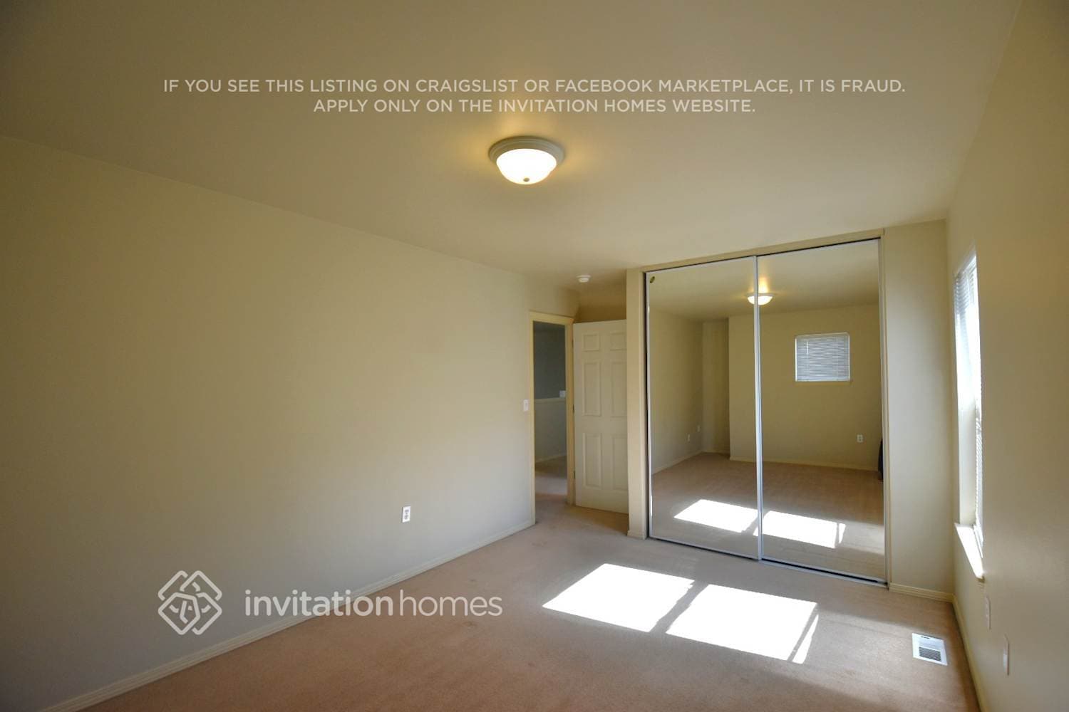 Building Photo - 3381 S 283rd Ln