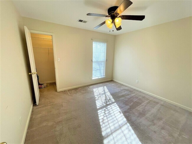 Building Photo - 11652 Belle Manor Dr