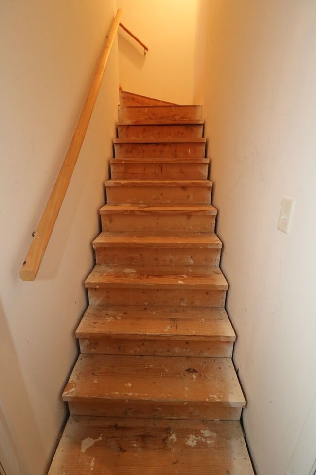 Building Photo - GREAT RENTAL IN FOX HOLLOW SUBDIVISION!