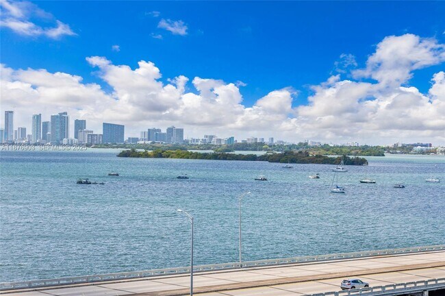 Building Photo - 7904 West Dr