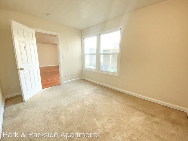 Building Photo - 620 19th Ave E