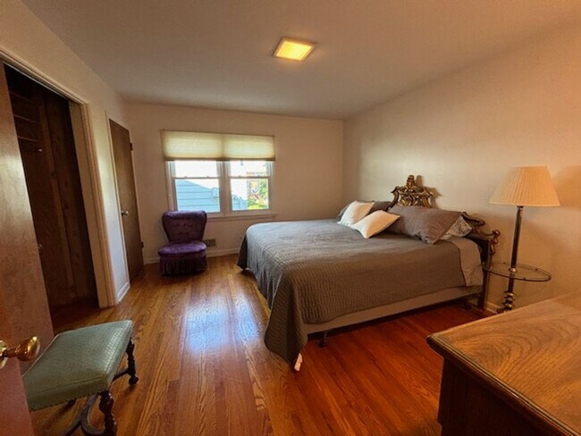 Building Photo - Furnished, Lakefront Living on Duncan Lake, Caledonia