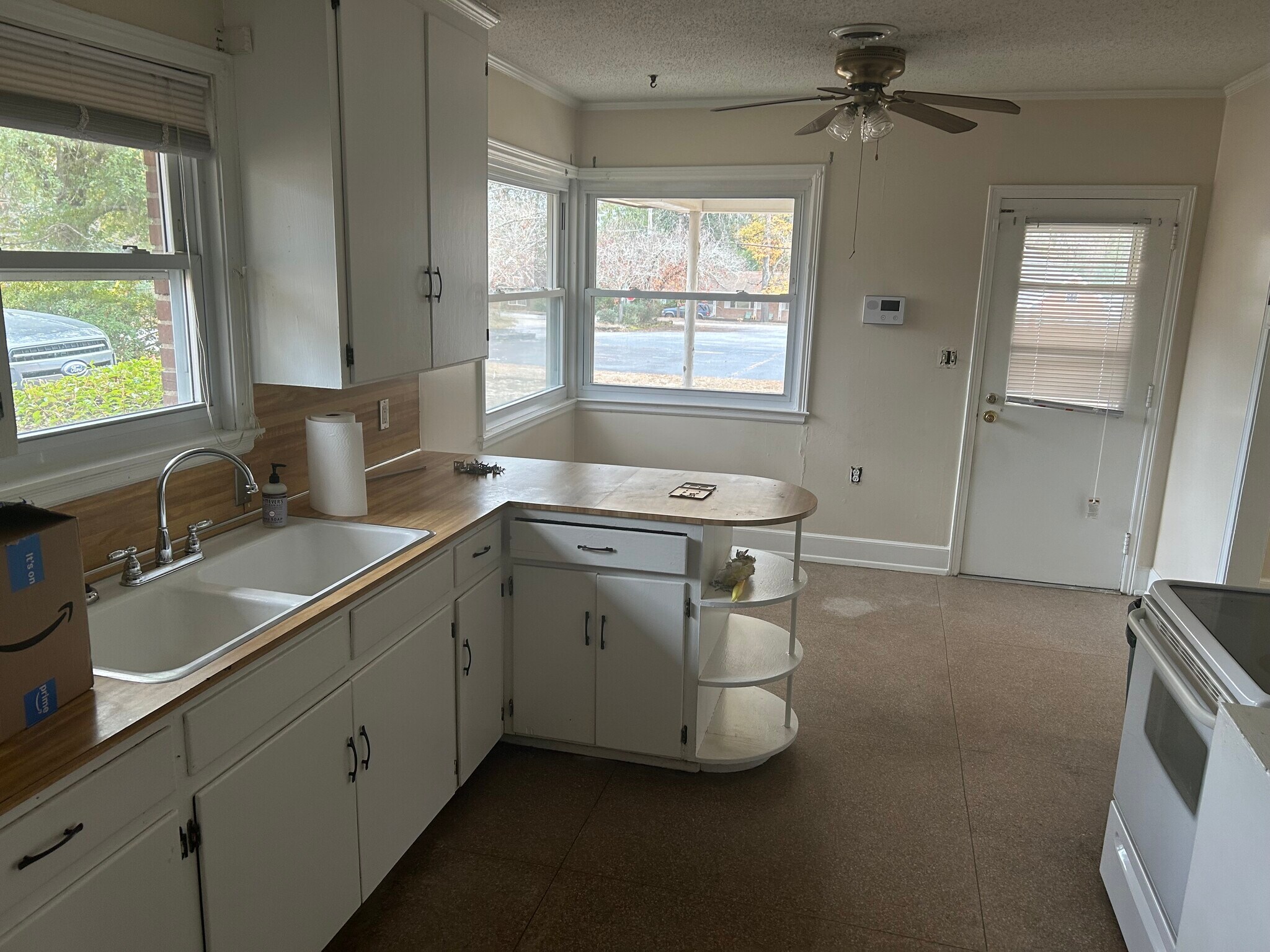 Building Photo - 1234 M Ave