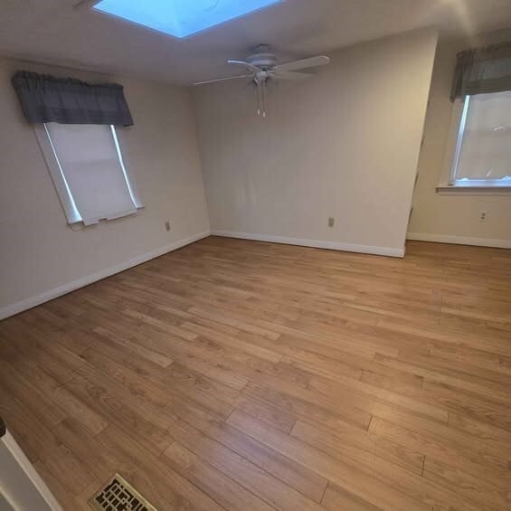 Building Photo - 37 Charles St