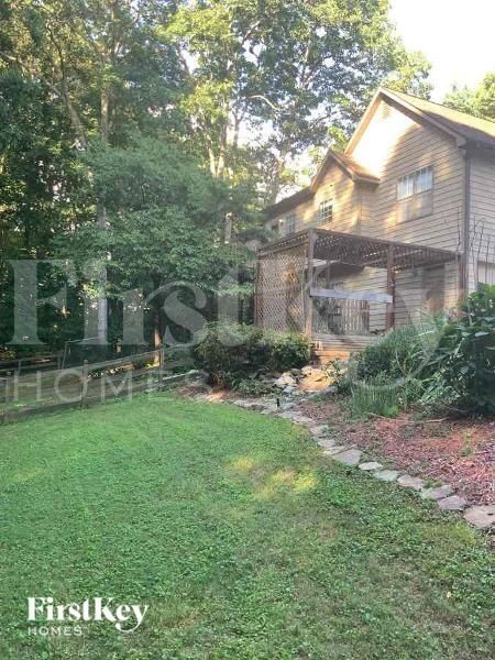 Building Photo - 4238 Sturbridge Dr