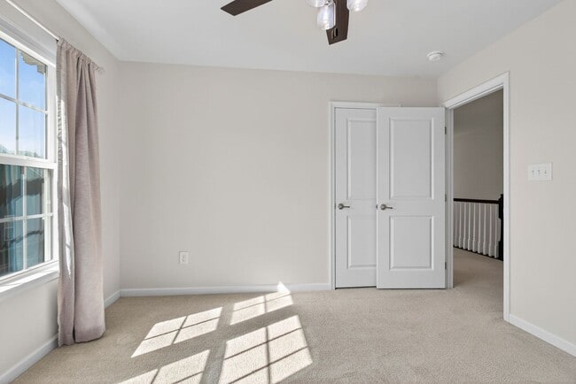 Building Photo - Beautiful 3-Bedroom Home in Virginia Beach...