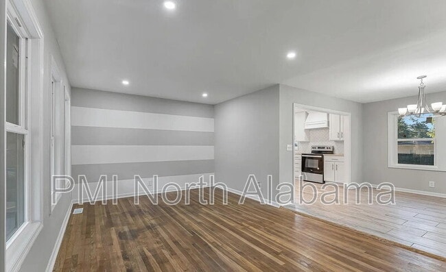 Building Photo - 3901 Vogel Dr NW