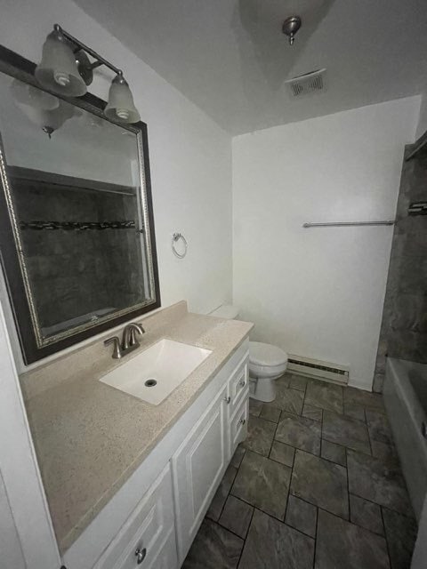 Building Photo - 15832 Terrace Dr