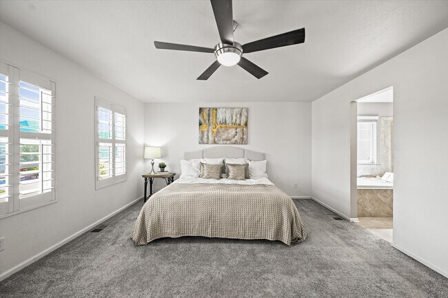 Building Photo - Beautiful 5 Bedroom Home- Move in Ready- C...