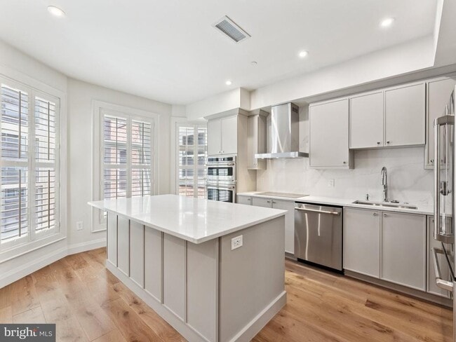 Building Photo - 1508 21st St NW