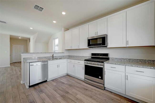 Building Photo - 221 Cherry Vine Dr