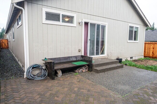 Building Photo - 20121 96th Ave E