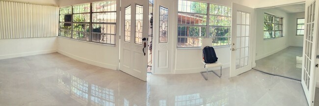 Building Photo - Charming 4-Bedroom, 3-Bath Home – Spacious...