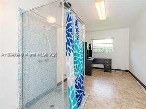 Building Photo - 3740 N 53rd Ave