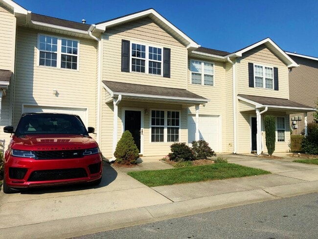 Building Photo - 71 Farington Cir