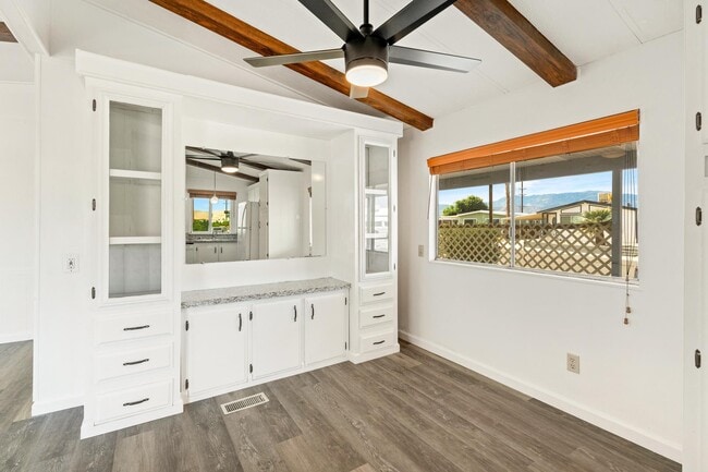 Building Photo - 32520 Westchester Dr