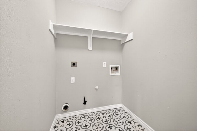 Building Photo - 8839 Aspen Meadow Dr