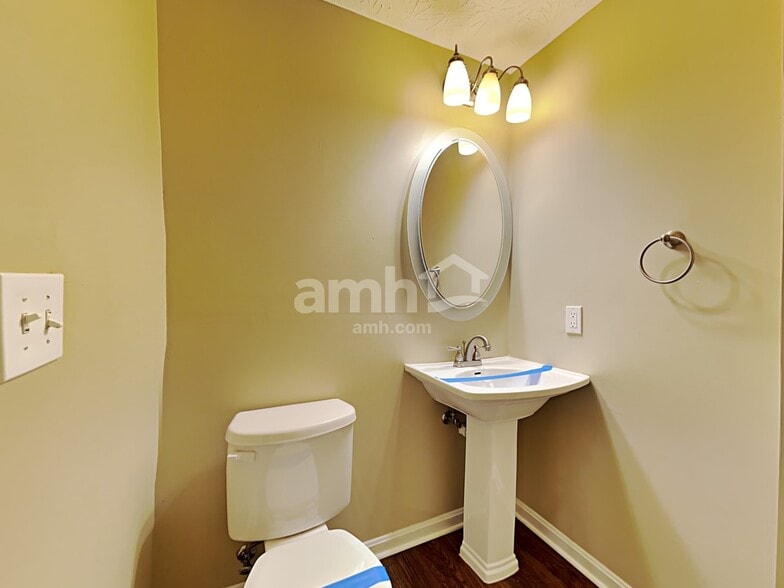 Building Photo - 935 Stone Ridge Ln