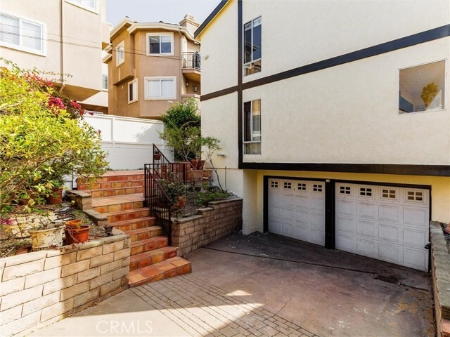 Primary Photo - 834 15th St