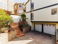 Building Photo - 834 15th St