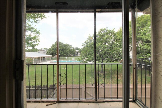 Building Photo - 1926 Honour Rd