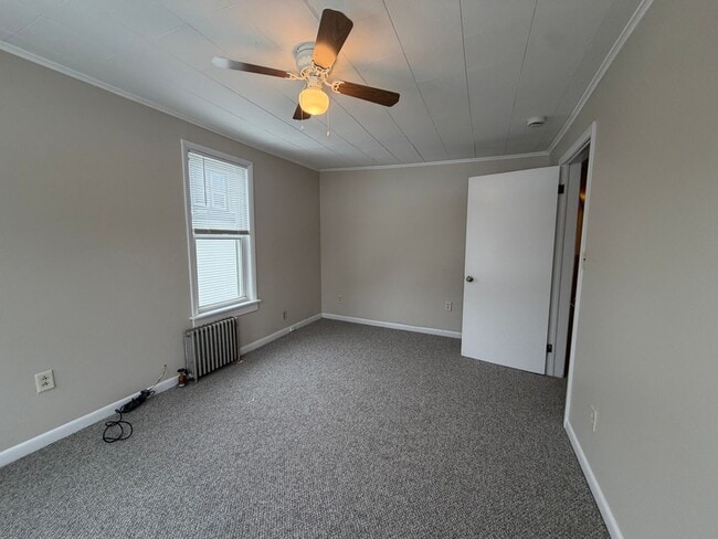 Building Photo - 27-29 Montgomery Ave