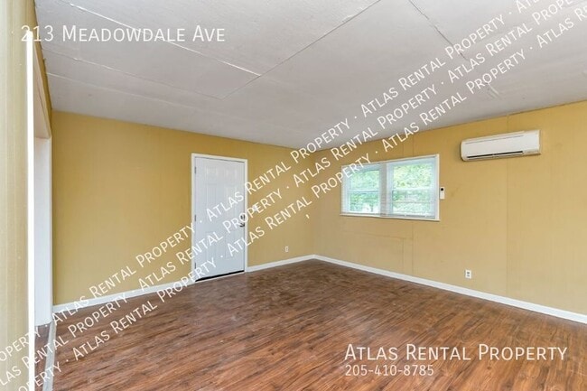 Building Photo - 213 Meadowdale Ave