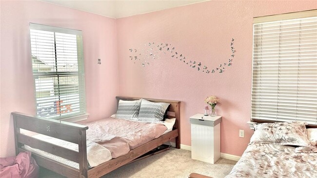 Building Photo - 9809 Betulla Dr