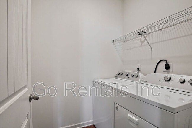 Building Photo - 2020 Lonesome Hen Ln