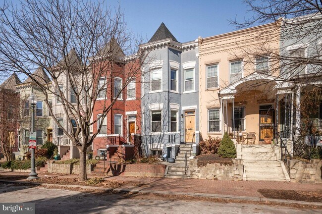 Building Photo - 31 Randolph Pl NW