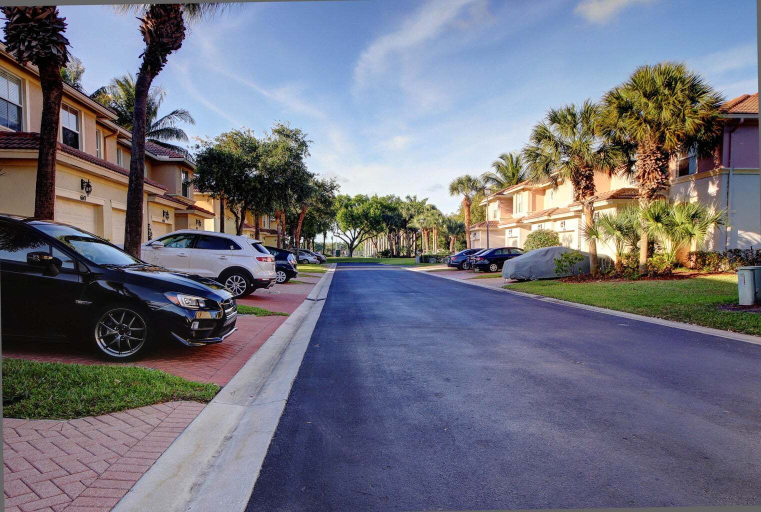Building Photo - 6143 Seminole Gardens Cir