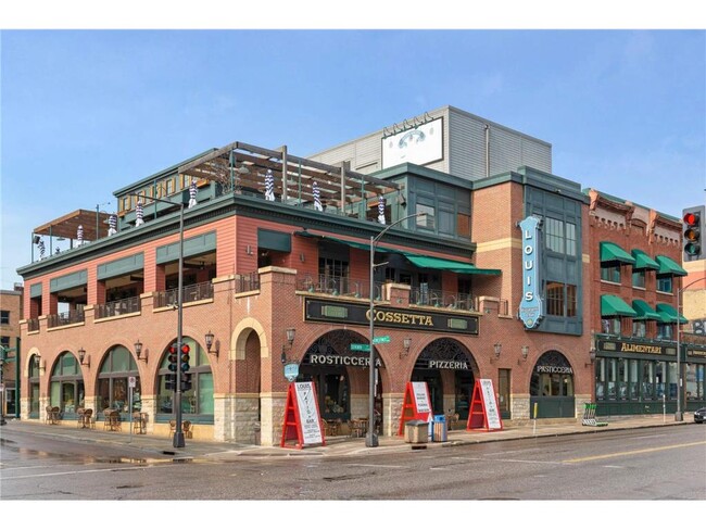 Building Photo - 749 Linwood Ave